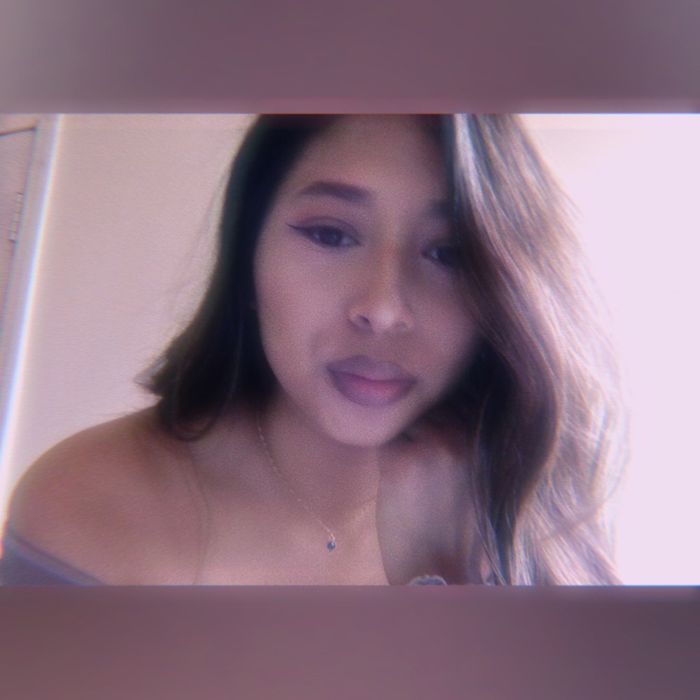 Meet your Posher, Gabriela